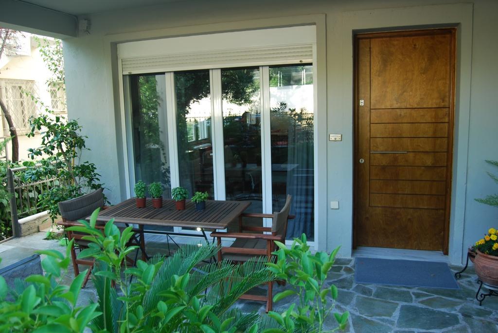 Affordable Luxury Garden Apartment Athens Exterior photo